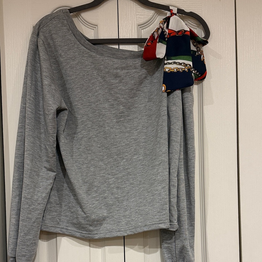 SHEIN Gray Long Sleeve Top with Colorful Scarf Accent